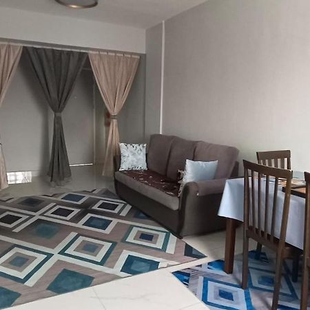 M.Fr Homestay Pangsapuri Putra Damai プトラジャヤ エクステリア 写真