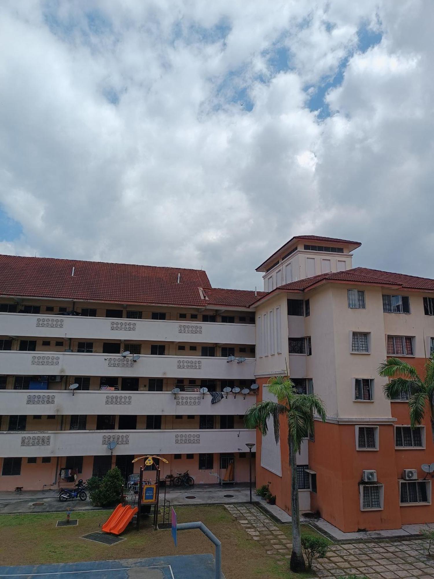 M.Fr Homestay Pangsapuri Putra Damai プトラジャヤ エクステリア 写真