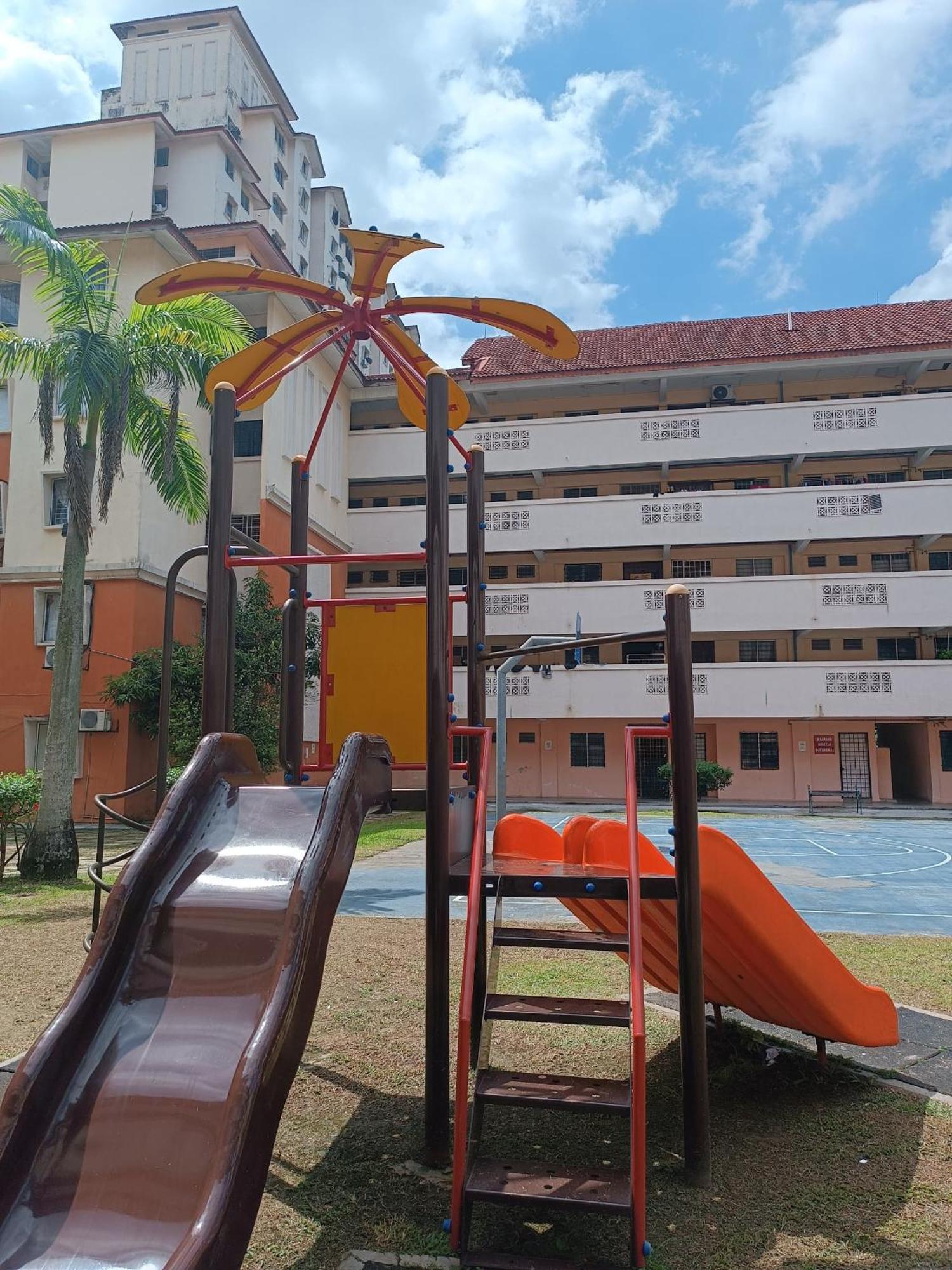 M.Fr Homestay Pangsapuri Putra Damai プトラジャヤ エクステリア 写真