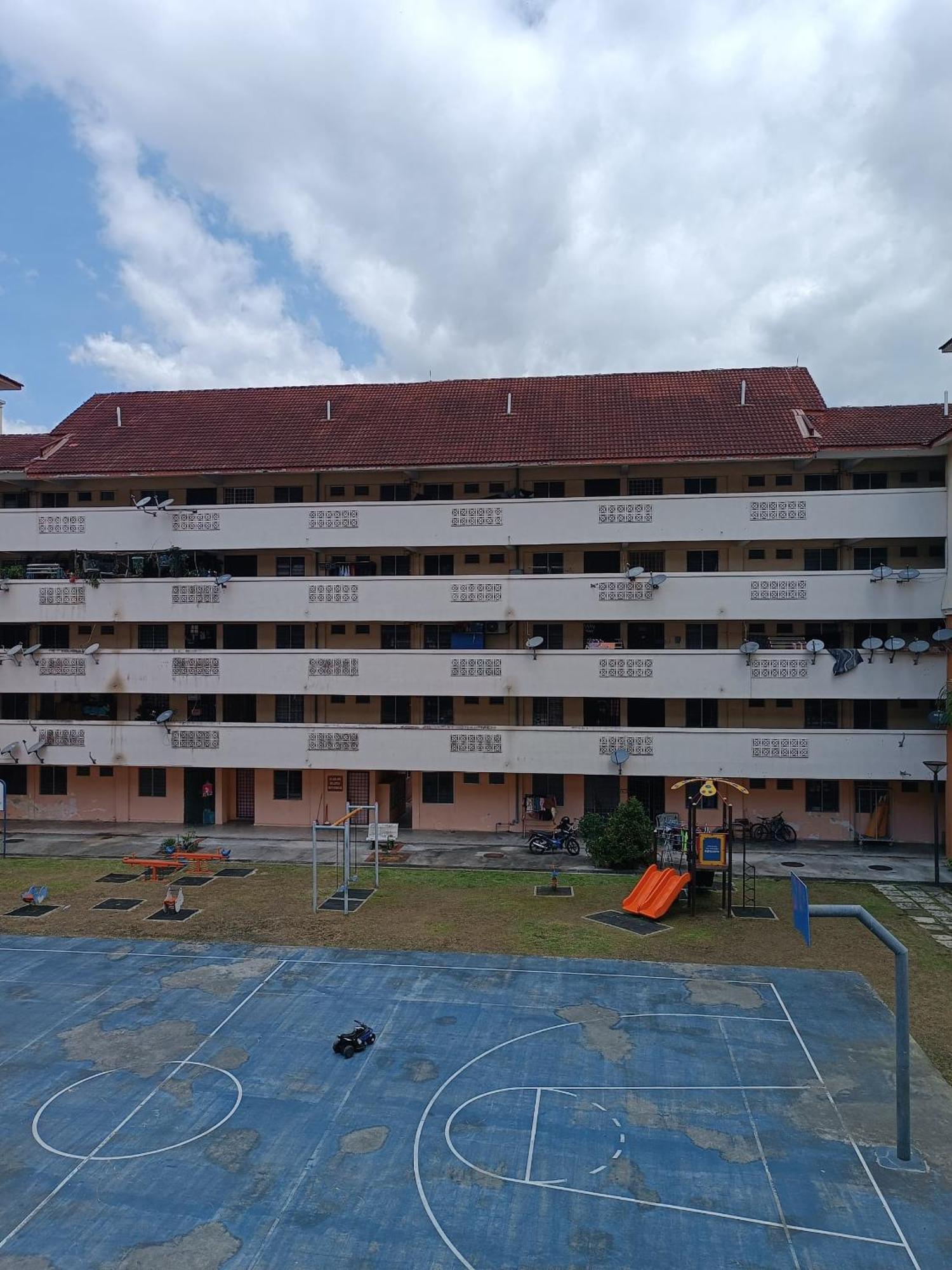 M.Fr Homestay Pangsapuri Putra Damai プトラジャヤ エクステリア 写真